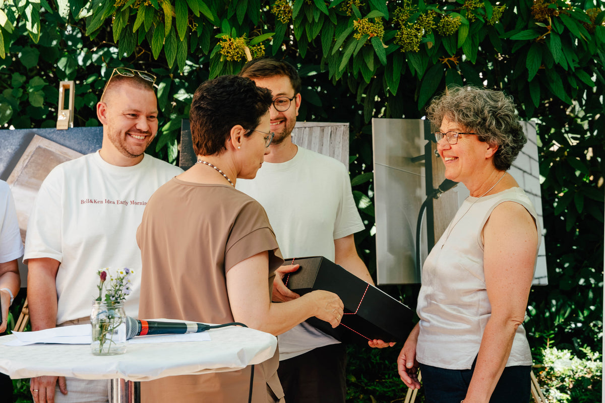 Schwarzwälder Handwerkskunst ausgezeichnet: Buzzi klara erhält Handwerk & Design Preis